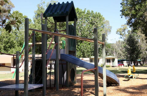 Cohuna Waterfront Holiday Park - Renee 1