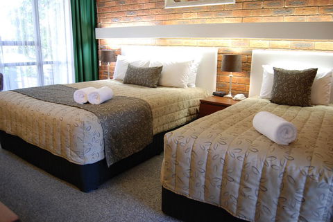 Connells Motel & Serviced Apartments - Renee 3