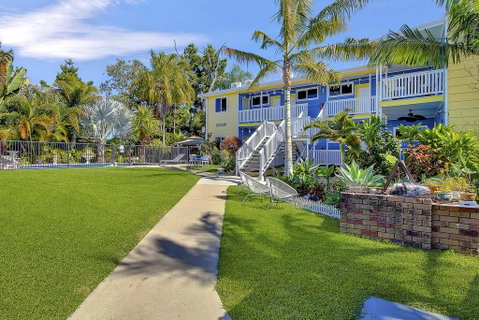 Coral Inn Boutique Hotel - Internet Find 3