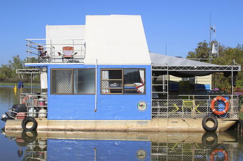 Corroboree Houseboats - Renee 1