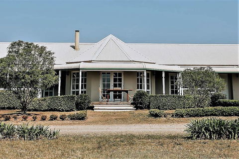 Corunna Station Country House - Petrol Stations 1