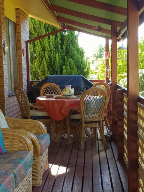 Cottage By The Bay - Renee 1