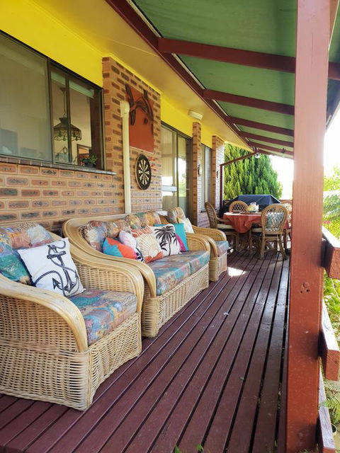 Cottage By The Bay - Renee 0