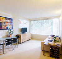Cozy One Bedroom Apartment in Waverton - Renee