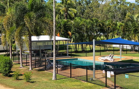 Crystal Creek Caravan Park - Internet Find 0