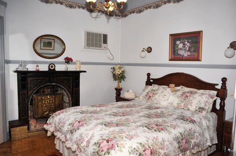 Cuddledoon Cottages Rutherglen - Internet Find 3