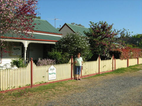 Cuddledoon Cottages Rutherglen - Internet Find 1