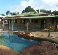 Curtain Fig Motel - Petrol Stations