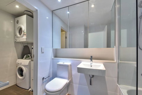 Darwin Waterfront Luxury Apartment - Renee 2