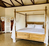 Dawesley Cottage - Renee