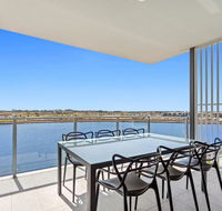 Direct Hotels - North Shore Kawana - Renee