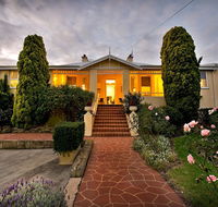 Dunmoylen House - Internet Find