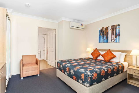 Econo Lodge Alabaster - Cowra - Swimm 0