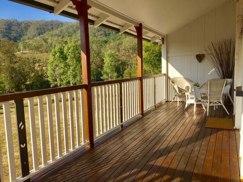 Eighteen Mile Cottage - Renee 0