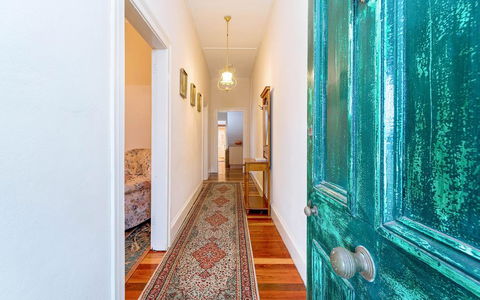 Eliza 1875 Red Brick Duplex Townhouse - Renee 1