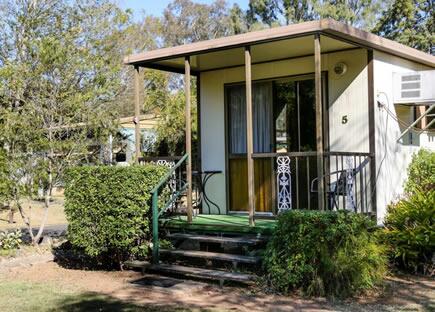 Esk Caravan Park & Rail Trail Motel - Internet Find 2