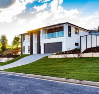 Executive Home Accomodation - Internet Find