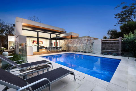 FAIRSEA RETREAT - RYE - Internet Find 0