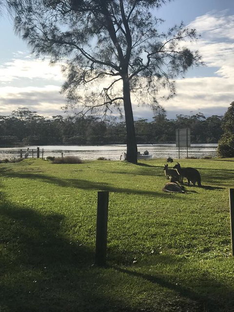 FAIRVIEW 25A - Waterfront Home - Renee 3