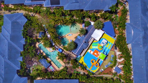 FAMILY PARADISE - Internet Find 0