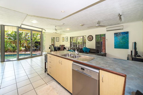 Fannie Bay Art House - Qld Realsetate 0