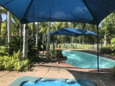 Ferns Hideaway Resort - Internet Find 2