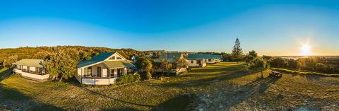 Fraser Island Beach Houses - Renee 0