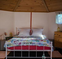 Funky Yurt on Acreage - Qld Realsetate
