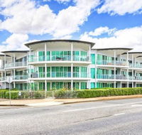 Gallery Resort Apartments - Swimm