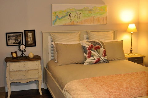 Georges At Hepburn - Miner's Cottage - Swimm 1