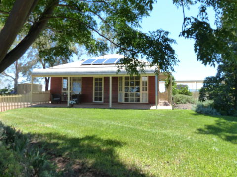 Glenbar Cottage Yelta - Renee 3