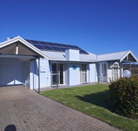 Golf and Beach Retreat - Internet Find