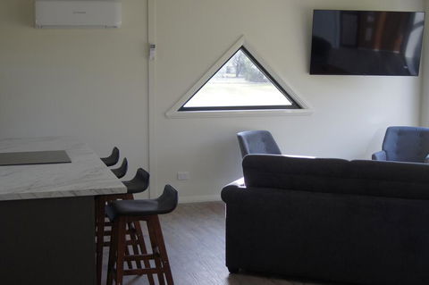 Goolwa Spa & River Retreat House - Internet Find 1