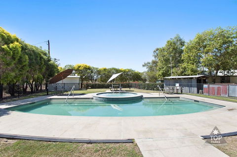 Goondiwindi Holiday Park - Renee 0