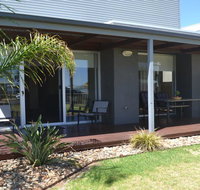 Grange Water View Yarrawonga - Swimm