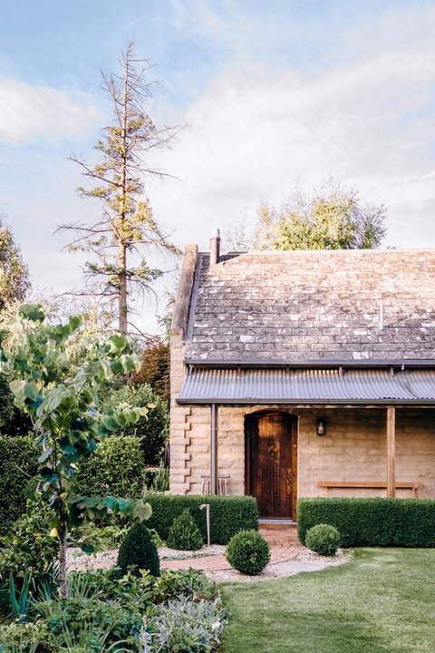 Hawthorn Villa Stables - Renee 3