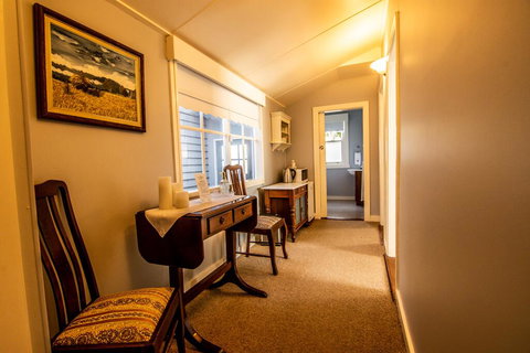 Heytesbury House - Renee 1