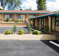 Hideaway Motor Inn - Renee