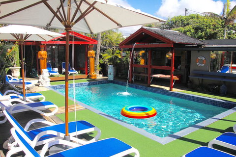 Hideaway Noosa Men Only Beach Resort - Renee 0