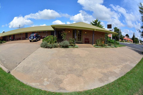 Highlands Motor Inn - Qld Realsetate 2