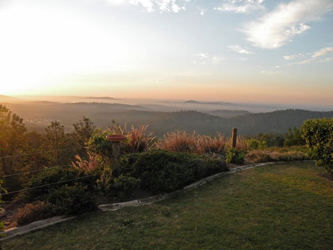 Highwood Park B&B Guest Lodge - Internet Find 1
