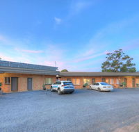 Hilldrop Motor Inn - Renee