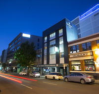 Hobart Central YHA - Renee