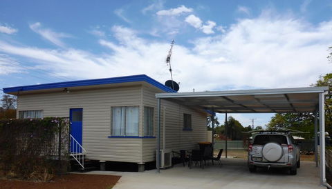 Holiday House Clermont - Renee 0