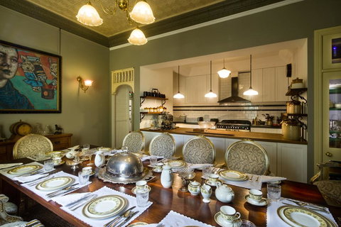 Holyrood House - Swimm 2