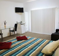 Honeybee - Country Accommodation - Internet Find