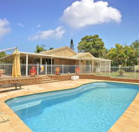 Hook Wine and Sinker Hervey Bay - Internet Find