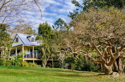 Jacaranda Cottages - Internet Find 0