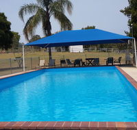 Jacaranda Motor Lodge - Renee