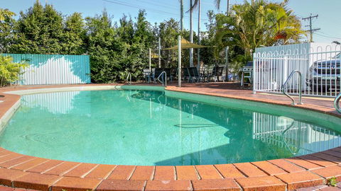 Jade Waters Hervey Bay - Internet Find 0